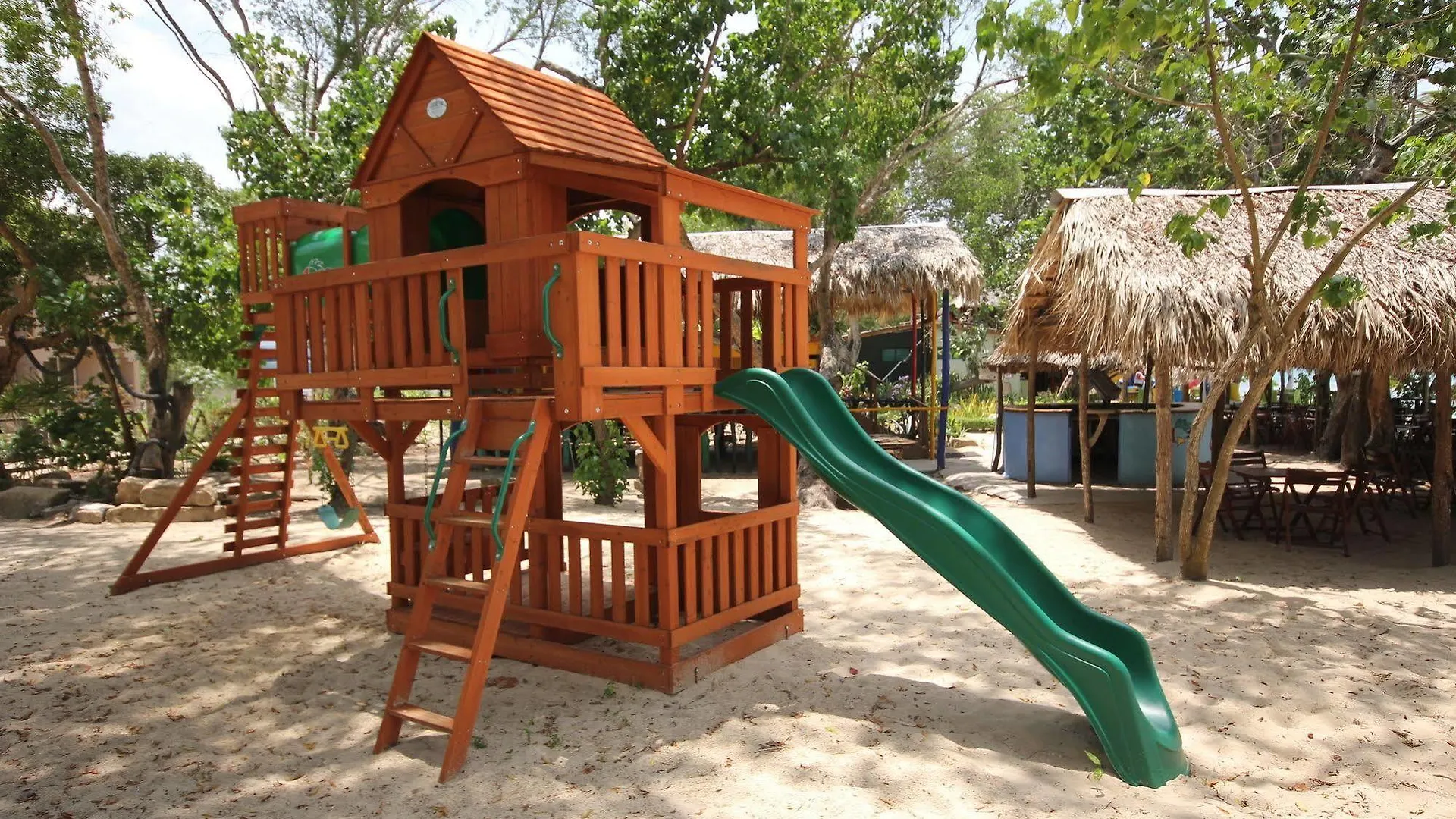 Paradise Island Beach Resort Punta Rucia