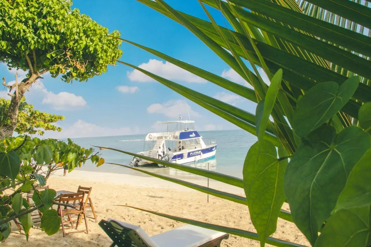 Paradise Island Beach Resort Punta Rucia 3*,  Dominikana